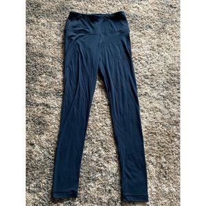 Yogalicious Legging *ONLY BEEN WORN TWICE*